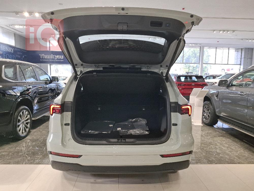 https://cdn.iqcars.ioscaled_1000008735_out.jpg